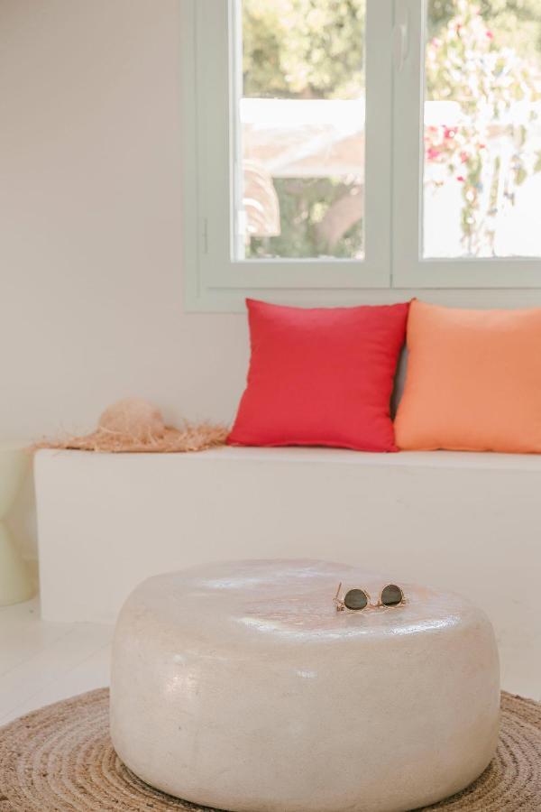 Bohemian Nest - Cheerful 2-Bedroom Villa With Pool Dhavgáta Buitenkant foto