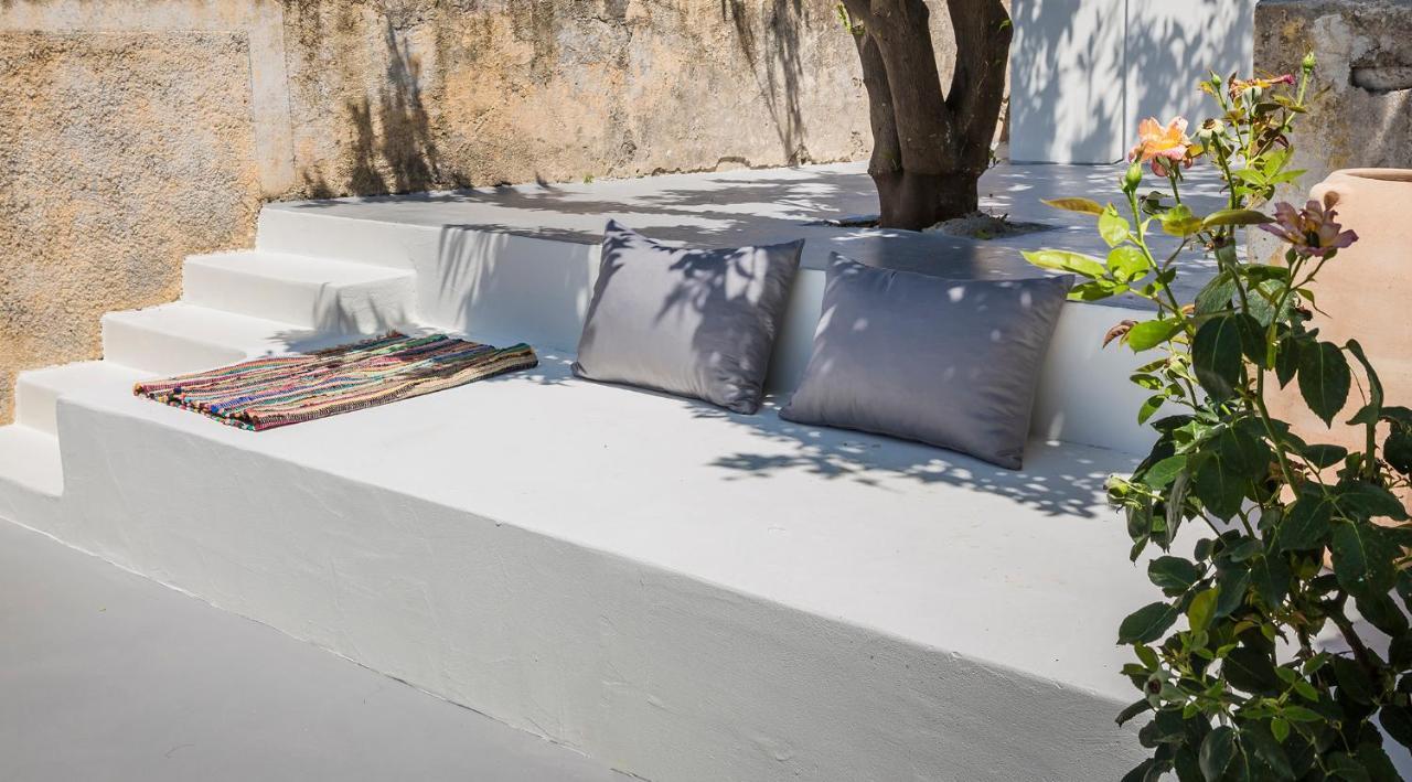 Bohemian Nest - Cheerful 2-Bedroom Villa With Pool Dhavgáta Buitenkant foto