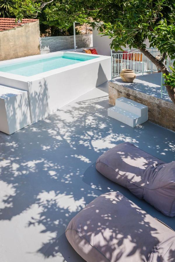 Bohemian Nest - Cheerful 2-Bedroom Villa With Pool Dhavgáta Buitenkant foto