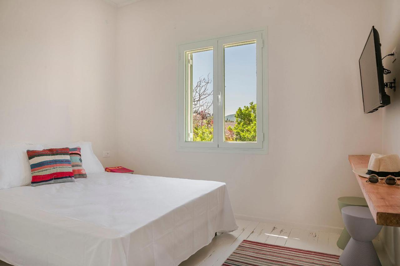 Bohemian Nest - Cheerful 2-Bedroom Villa With Pool Dhavgáta Buitenkant foto